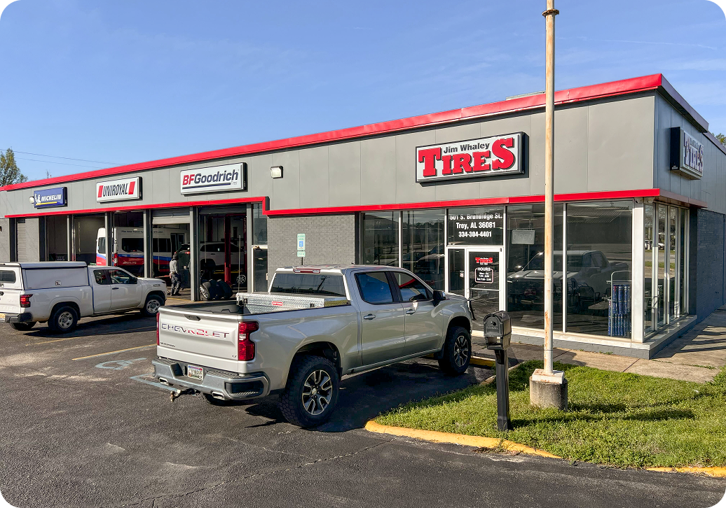 Jim Whaley Tires location
