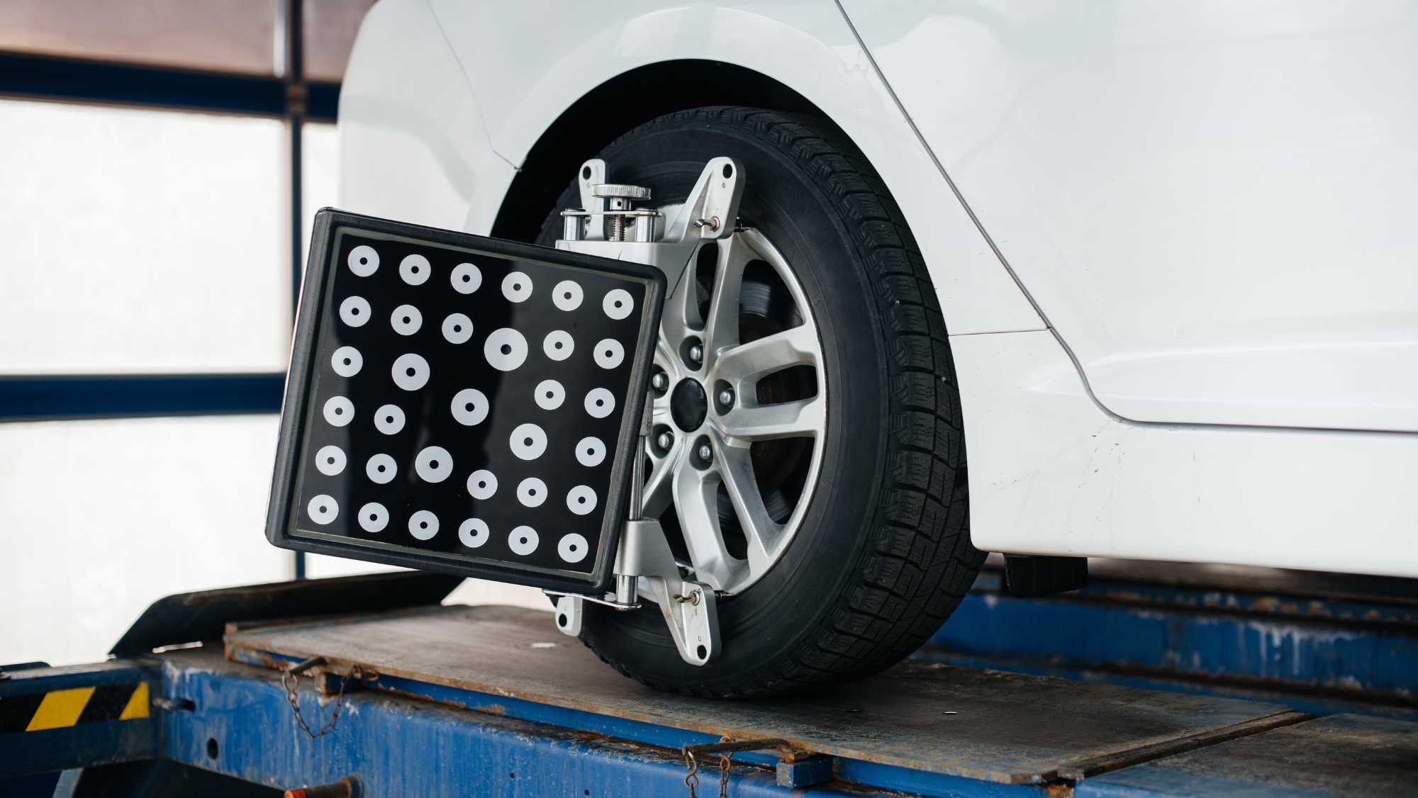 wheel alignment service in Ozark AL shop